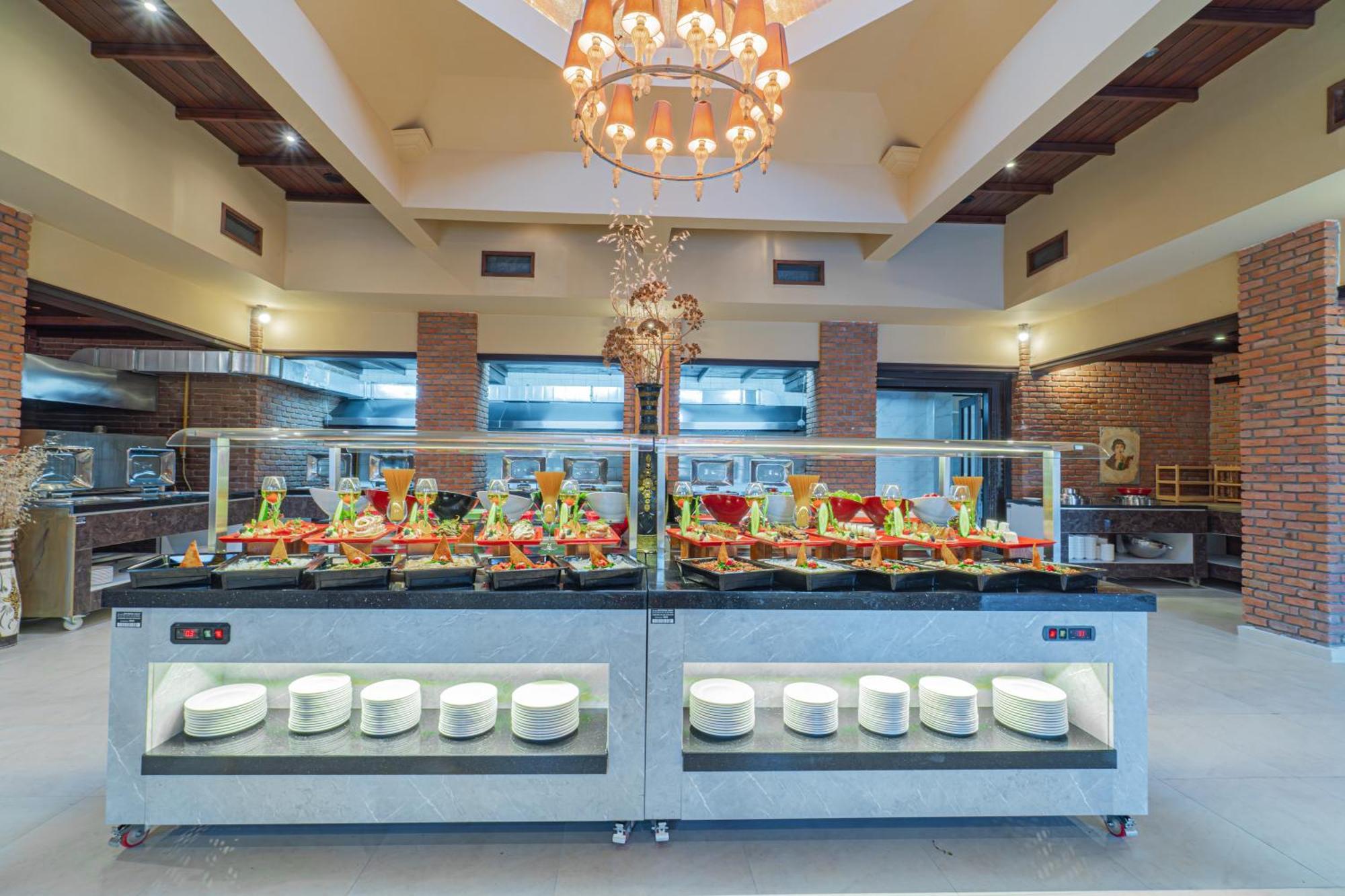 Otel Alexander The Great &